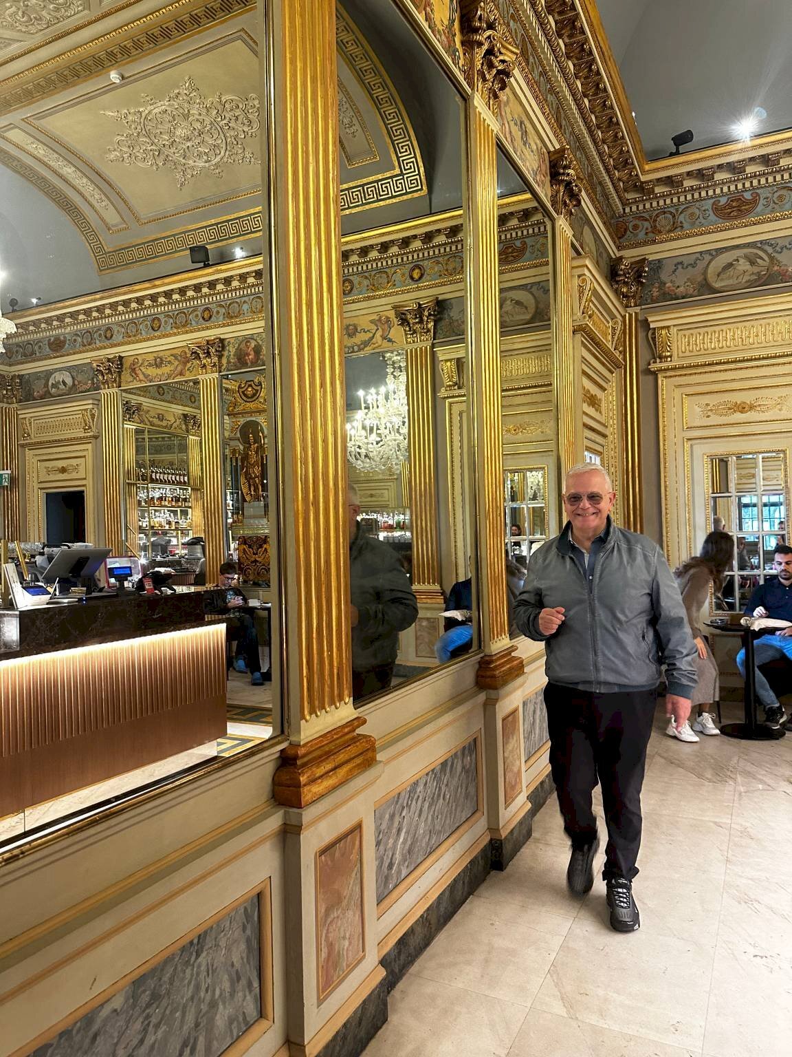 Cafeteria - Cold Bar piazza Gran Madre di Dio, 1, Torino - floor plans 1