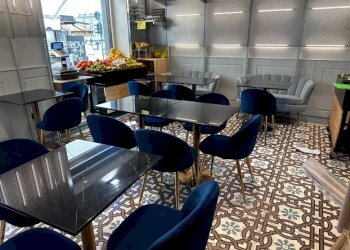 Interno non residenziale - Cafeteria - Cold Bar piazza Gran Madre di Dio, 1, Torino - photo 7