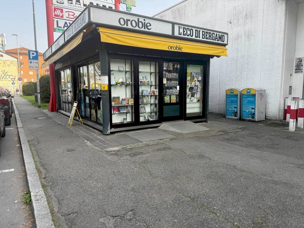 esterno - Edicole - Edicole con Chiosco via Borgo Palazzo, Bergamo - foto 1