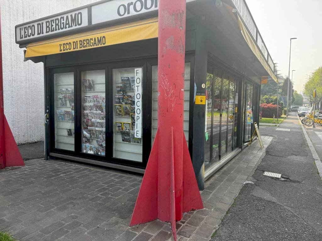 esterno - Edicole - Edicole con Chiosco via Borgo Palazzo, Bergamo - foto 3