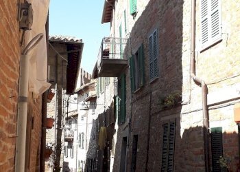 dettagli - Appartamento Via Castello 27, Passignano sul Trasimeno - foto 12