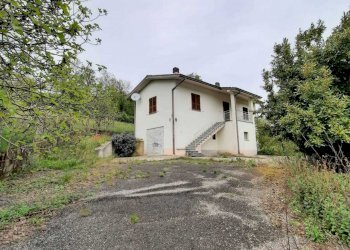 IMG-20240419-WA0021.jpg - Villa Coli - foto 1