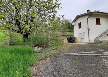 IMG-20240419-WA0020.jpg - Villa Coli - foto 2