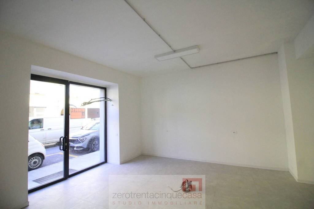 Negozio Bergamo - foto 2