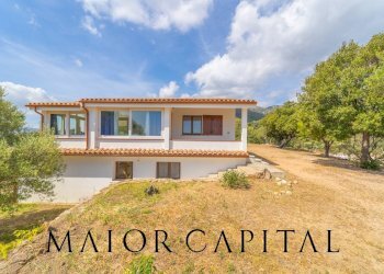 Villa Unifamiliare Via Enrico Berlinguer, Torpè - foto 1