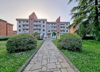 Giardino - Appartamento via Alessandro Rottigni, 19, Casale Monferrato - foto 1
