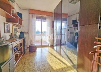 Cucina - Appartamento via Alessandro Rottigni, 19, Casale Monferrato - foto 11