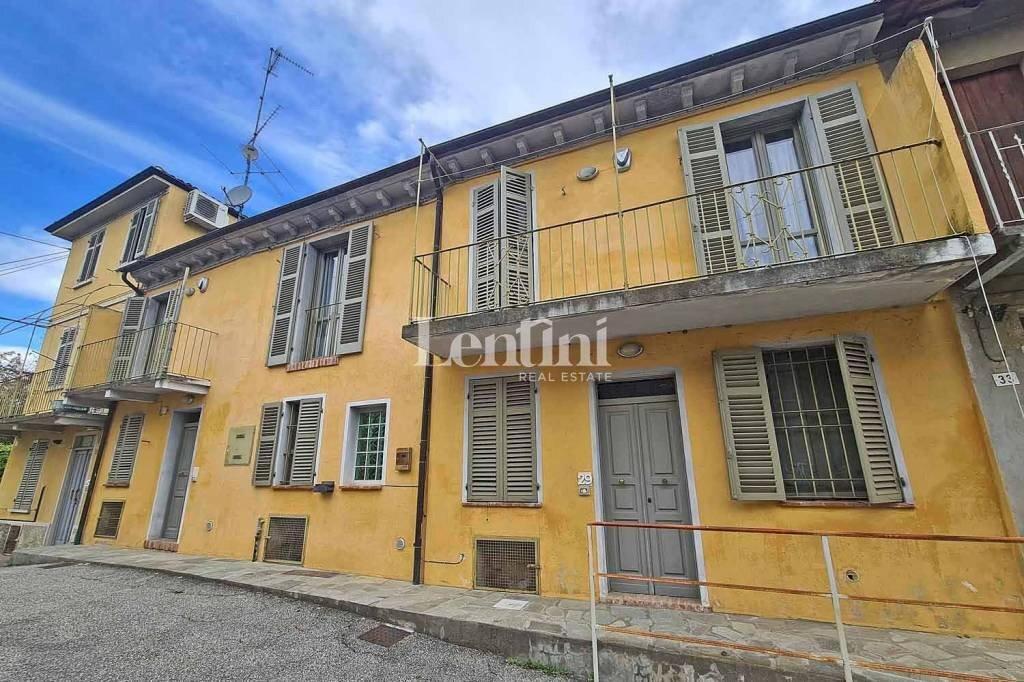 Facciata - Villa via Camillo Benso di Cavour, 29, Terruggia - foto 1