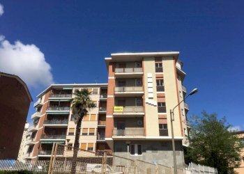 Facciata - Stabile - Palazzo corso Massimo d'Azeglio, 67, Ivrea - foto 7