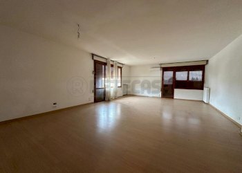 3b681c37-cfae-4835-83ad-2c96af900809.jpg - Stabile - Palazzo Bassano del Grappa - foto 5