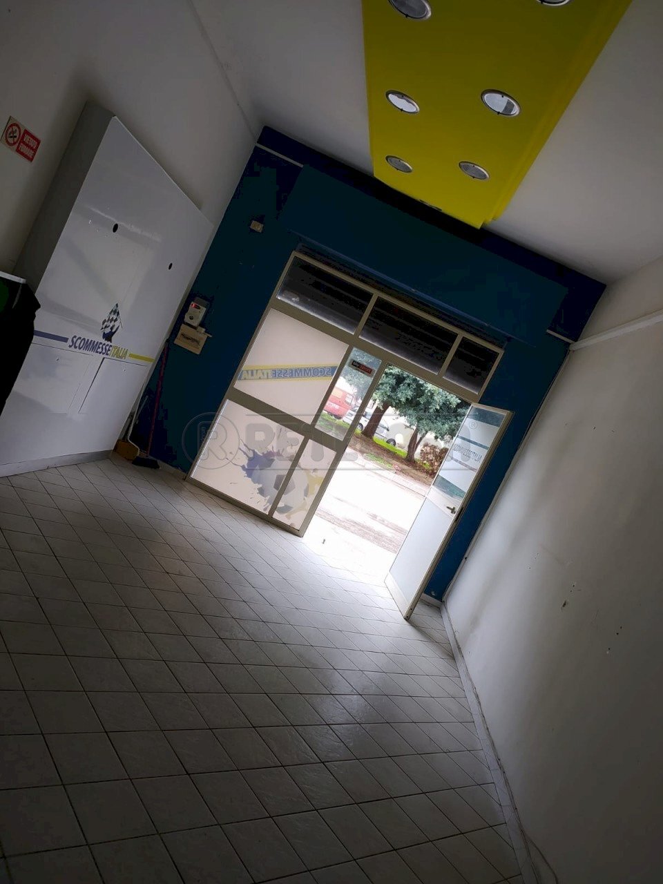 PHOTO-2023-09-03-13-19-57(1).jpg - Locale Commerciale Mazara del Vallo - foto 2