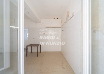 0016.jpg - Locale Commerciale Via Principe di Napoli 5, Grottaferrata - foto 16