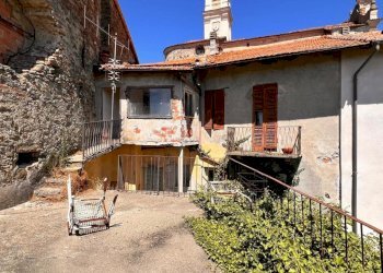 IMG-20250820-WA0080.jpg - Porzione di casa Via Roma 6, Pareto - foto 1