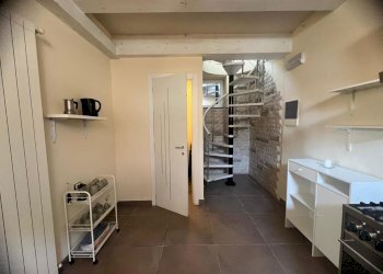 50448d6c-409d-4cca-a4a2-d870ab00da86.jpeg - Portion of a house Seravezza - photo 10