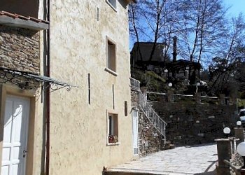 Portion of a house VIA GIUSTAGNANA, Seravezza - photo 8