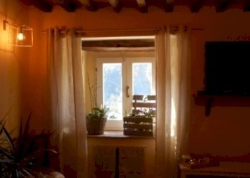 Portion of a house VIA GIUSTAGNANA, Seravezza - photo 19