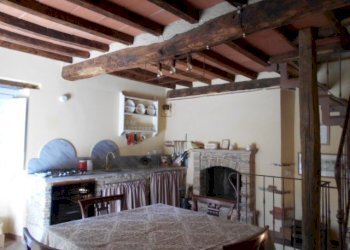 Portion of a house VIA GIUSTAGNANA, Seravezza - photo 23