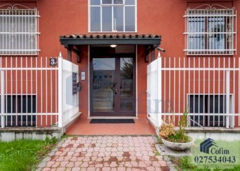 One-room apartment Pioltello - photo 11