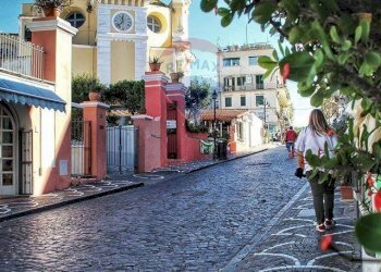 Quadrilocale Via Roma, Ischia - foto 3
