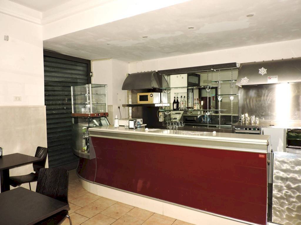 interno bar - Cafeteria - Cold Bar via Giuseppe Malinverni, 14r, Genova (neighborhood Sampierdarena) - photo 3