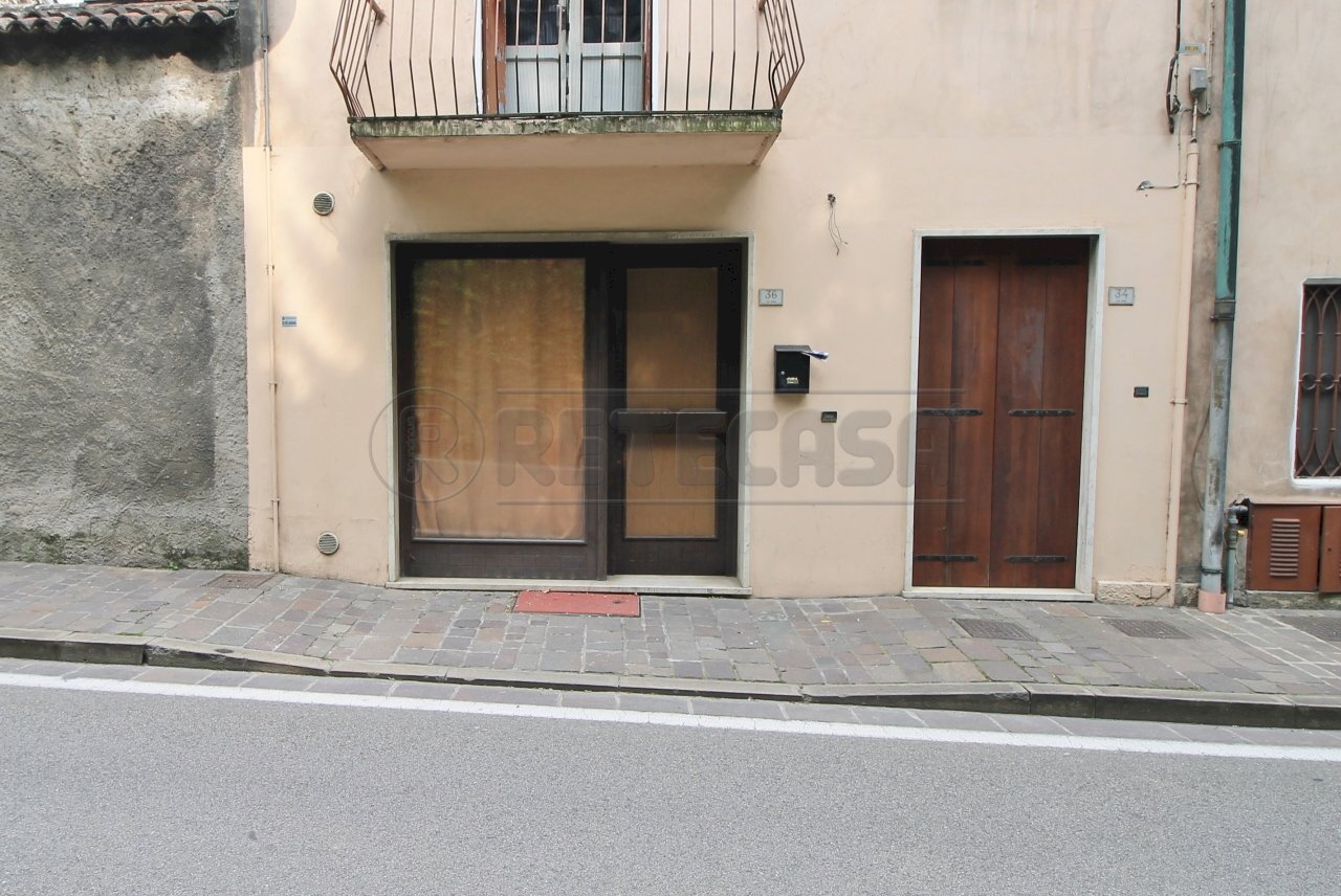 esterno - Three-room apartment via Roma 34/36, Montebello Vicentino - photo 2