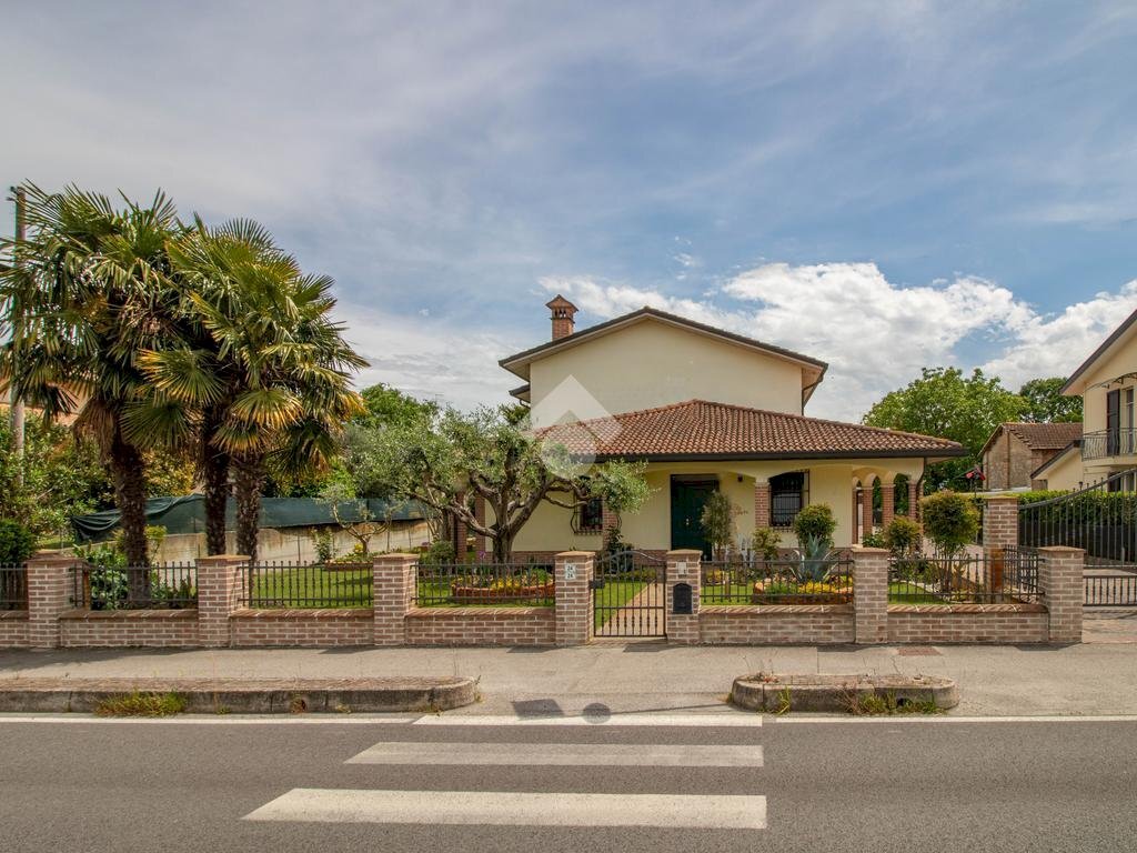 Villa Via Santerno Ammonite, Ravenna (neighborhood Ammonite) - photo 3