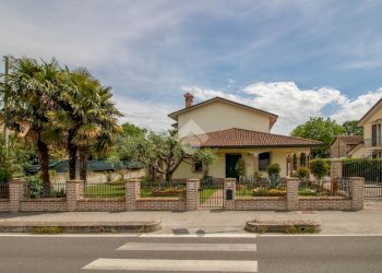 Villa Via Santerno Ammonite, Ravenna (neighborhood Ammonite) - photo 3