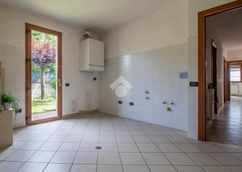 Villa Via Santerno Ammonite, Ravenna (neighborhood Ammonite) - photo 32