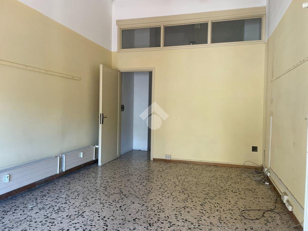 Shop Piazza Dante, Valdilana - photo 2