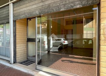 Negozio Piazza Dante, Valdilana - foto 5