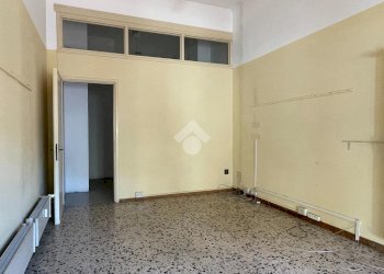 Negozio Piazza Dante, Valdilana - foto 6