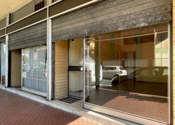 Negozio Piazza Dante, Valdilana - foto 16