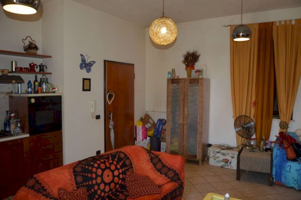 soggiorno - Two-room apartment via PRINCIPESSA JOLANDA, 2, Montemagno - photo 3