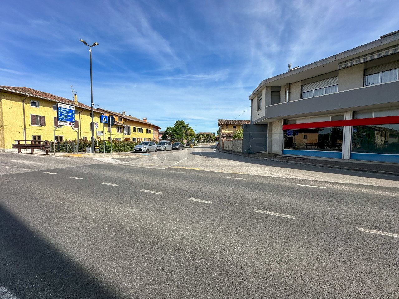 ESTERNI - Locale Commerciale Via Montello 40, Visco - foto 3