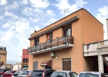 WhatsApp Image 2024-05-20 at 18.14.38.jpeg - Commercial Premises Corso Italia 50, Guidonia Montecelio - photo 1