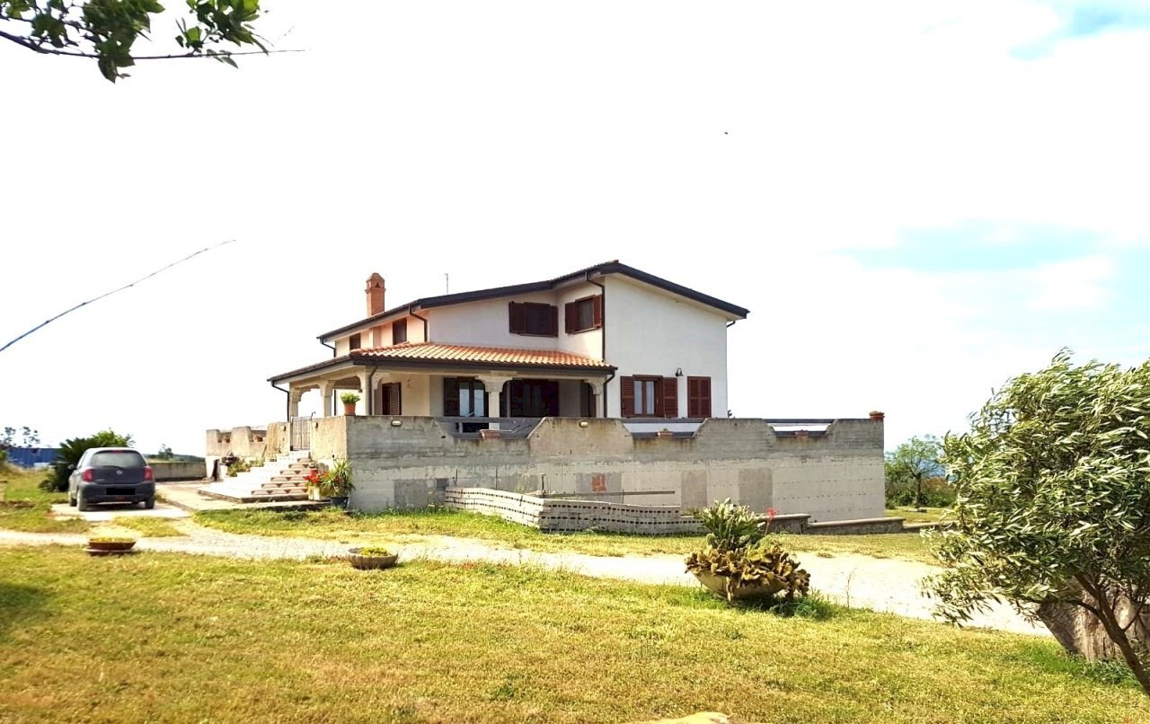 1.jpg - Independent house Civitavecchia - photo 1