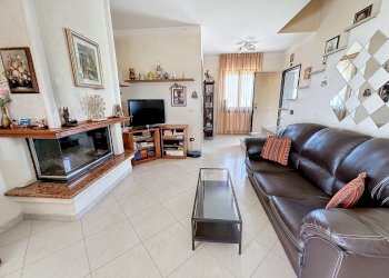 8.jpg - Casa indipendente Civitavecchia - foto 8