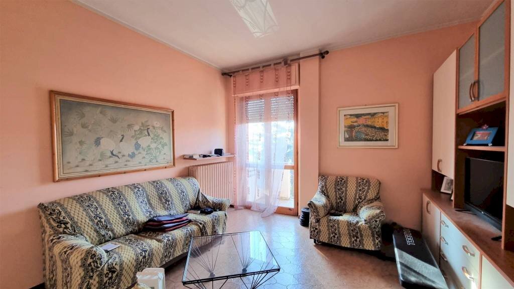 Quadrilocale via Giuseppe Mazzini, Mombercelli - foto 2