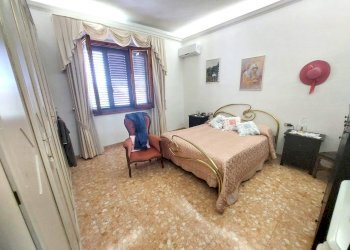 camera da letto - Villa Via Traversa per le Calvane, Prato - photo 14