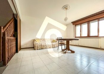 37831859-3DD4-4DEE-8EF1-D5B3221B18E8.jpeg - Villa a Schiera Jesi - foto 2