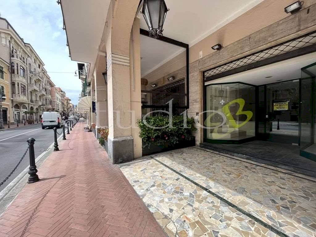 Zona - Negozio via Vittorio Emanuele, 100, Bordighera - foto 2