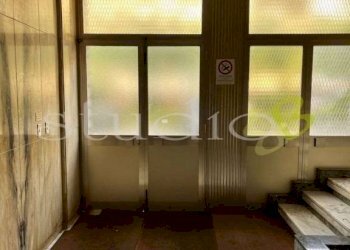 Interno palazzo - Negozio via Vittorio Emanuele, 100, Bordighera - foto 11