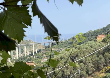 Vista - Casa indipendente via Libero Alborno, snc, Ventimiglia - foto 1