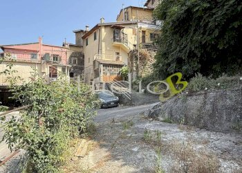 Vista - Casa indipendente via Libero Alborno, snc, Ventimiglia - foto 2