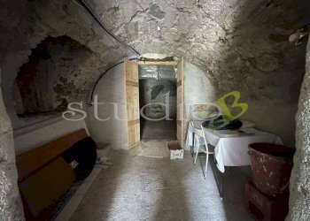 Cantina - Casa indipendente via Libero Alborno, snc, Ventimiglia - foto 23