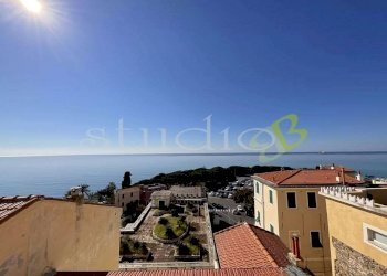 Vista - Appartamento piazza del Popolo, snc, Bordighera - foto 1
