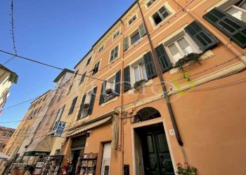 Facciata - Appartamento piazza del Popolo, snc, Bordighera - foto 15