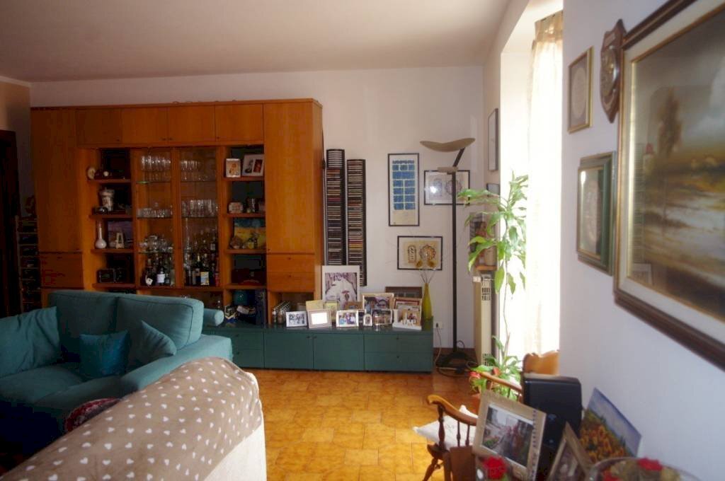 Salone - Quadrilocale Somma Lombardo - foto 1