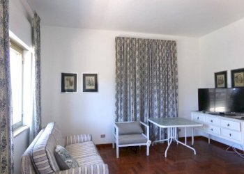 soggiorno - Three-room apartment via Ardeatina, 147B, Anzio - photo 4