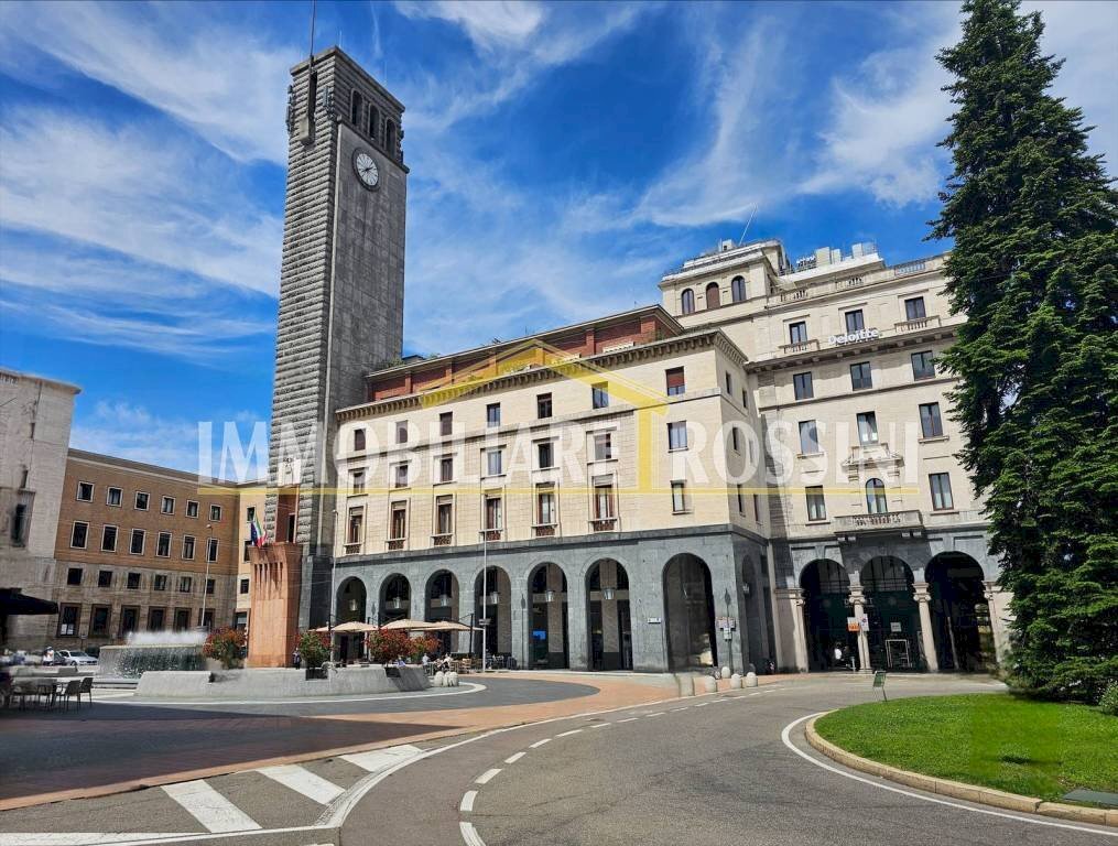 piazza - Bar Tavola Calda - Fredda piazza Monte Grappa, 6, Varese - foto 2